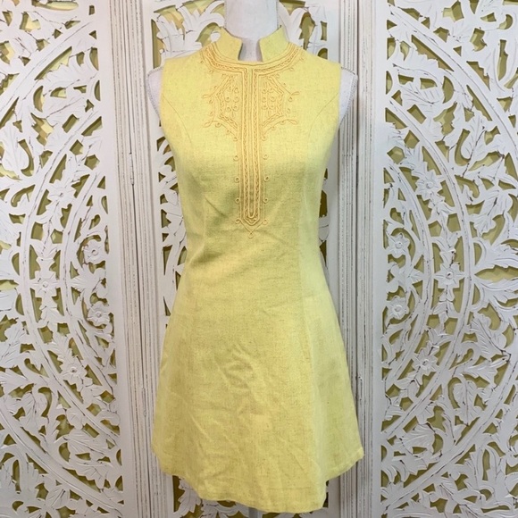 Vintage Dresses & Skirts - Stacy Ames Vintage Yellow Sleeveless Mini Dress